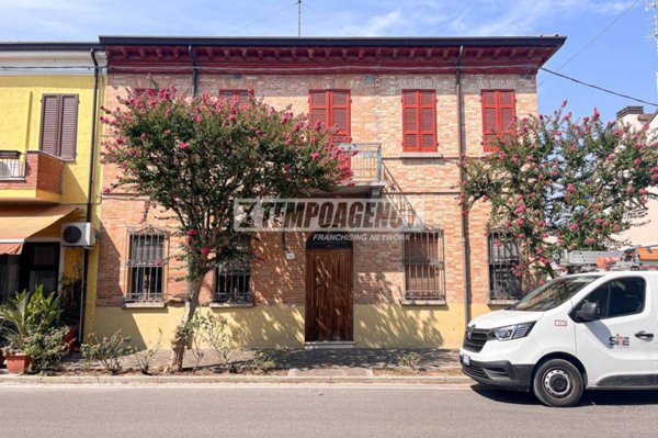 appartamento in vendita a Cervia in zona Castiglione di Cervia