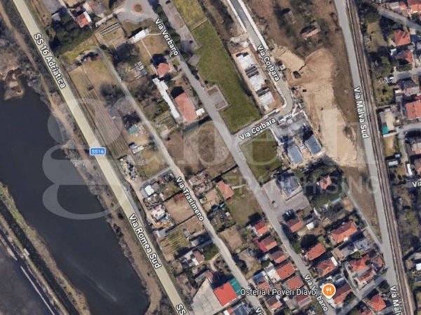 terreno edificabile in vendita a Cervia in zona Pinarella
