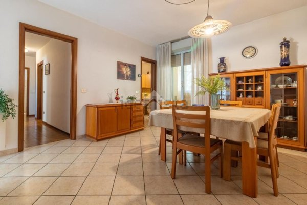 appartamento in vendita a Cervia in zona Pinarella