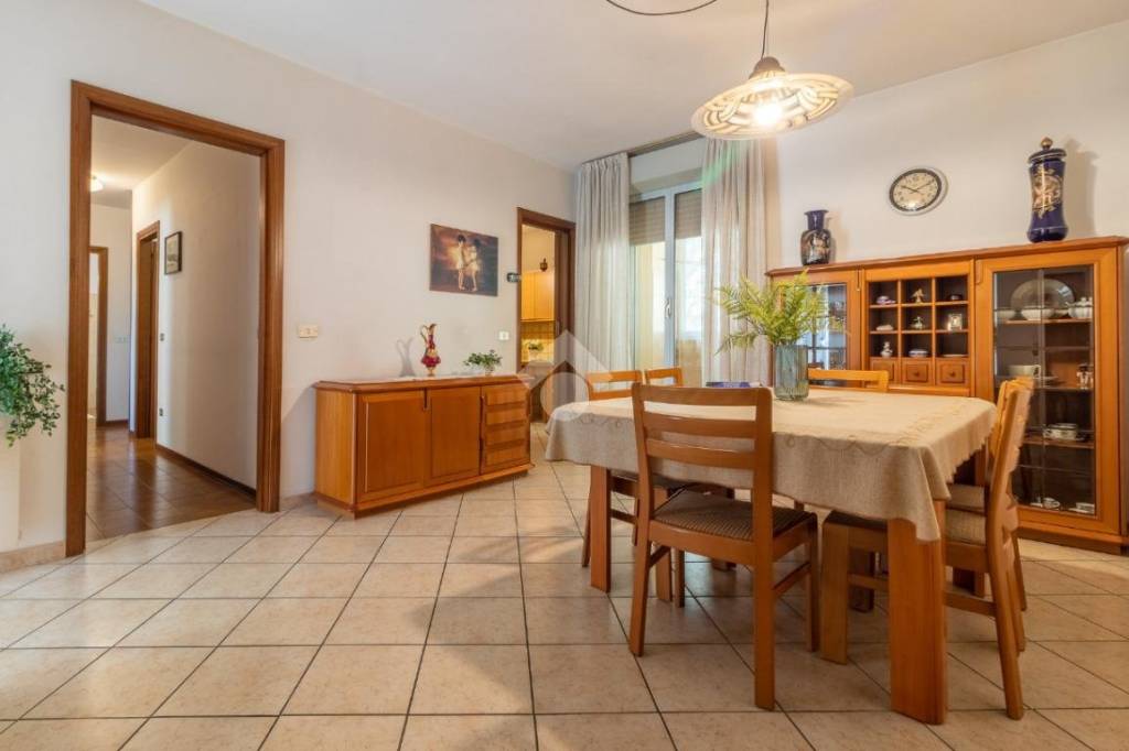 appartamento in vendita a Cervia in zona Pinarella
