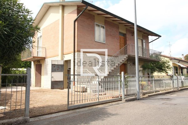 casa indipendente in vendita a Cervia in zona Castiglione di Cervia
