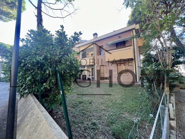 appartamento in vendita a Cervia in zona Milano Marittima