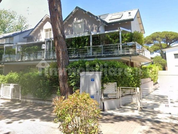 appartamento in vendita a Cervia in zona Milano Marittima