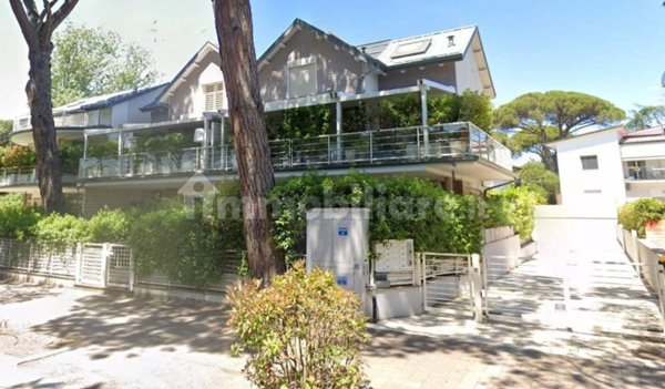 appartamento in vendita a Cervia in zona Milano Marittima