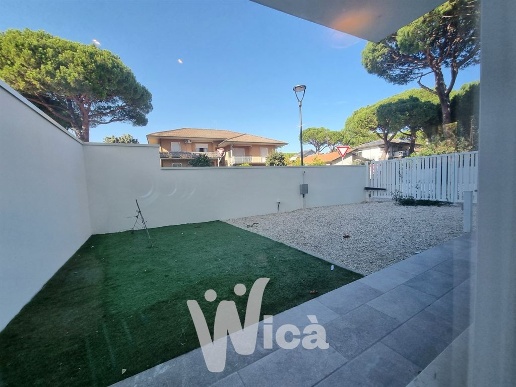 appartamento in vendita a Cervia in zona Pinarella