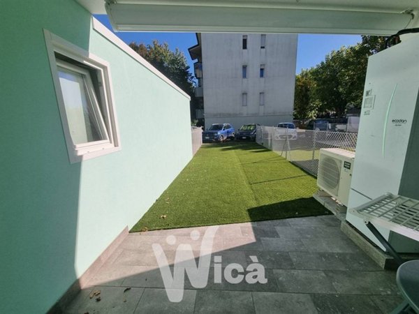 appartamento in vendita a Cervia in zona Pinarella