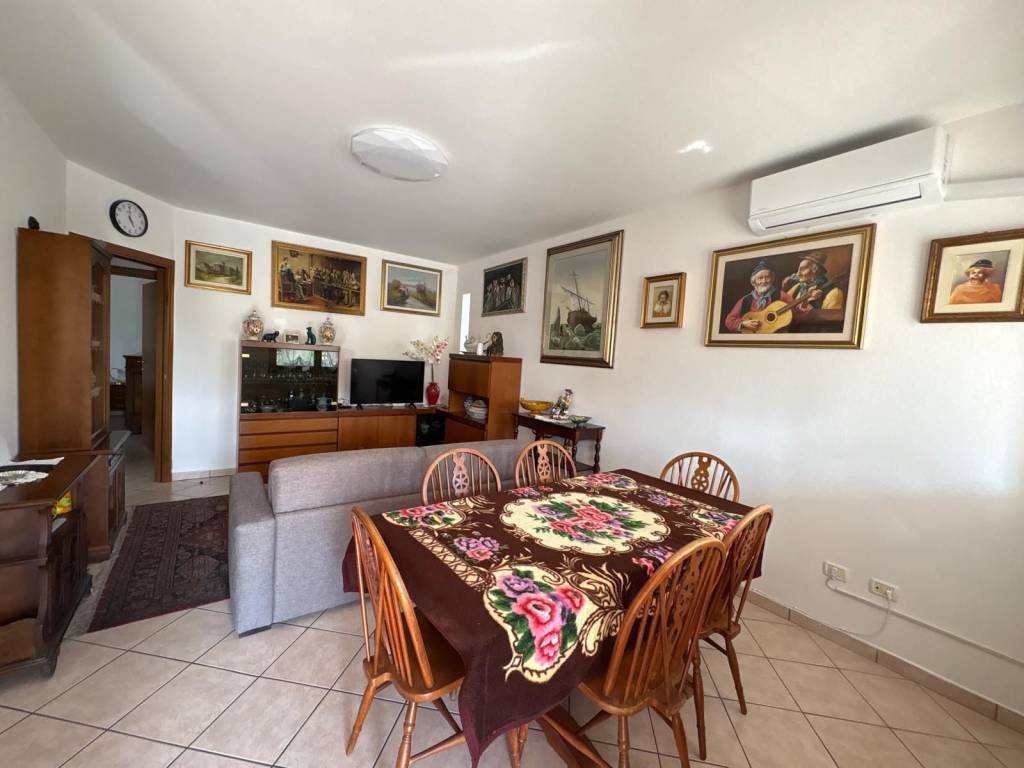 appartamento in vendita a Cervia in zona Pinarella