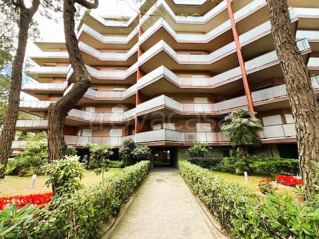 appartamento in vendita a Cervia in zona Milano Marittima