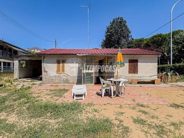 casa indipendente in vendita a Cervia