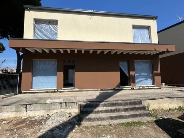 casa indipendente in vendita a Cervia in zona Pinarella