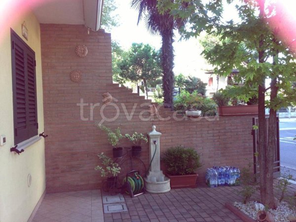 appartamento in vendita a Cervia in zona Pinarella