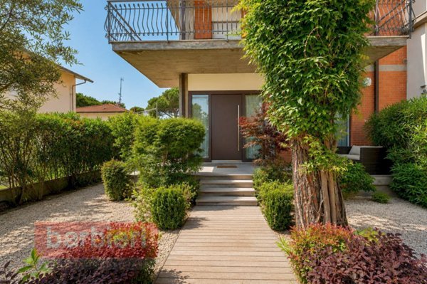 appartamento in vendita a Cervia in zona Milano Marittima