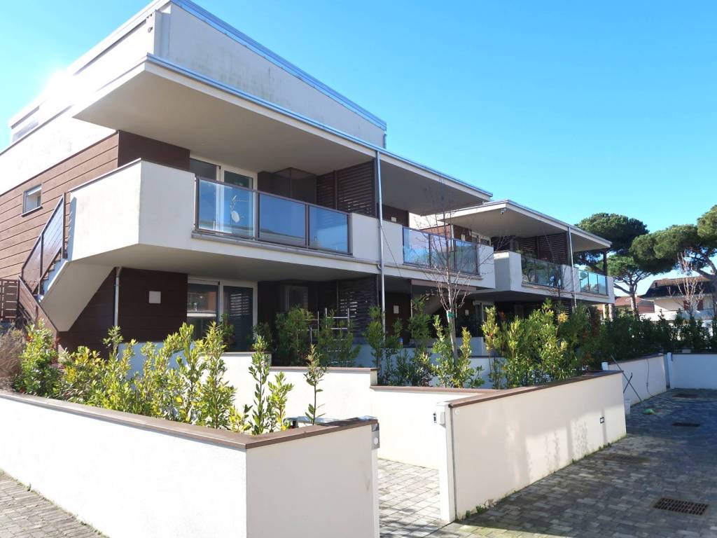 appartamento in vendita a Cervia in zona Pinarella