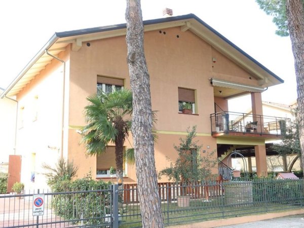 appartamento in vendita a Cervia in zona Pinarella