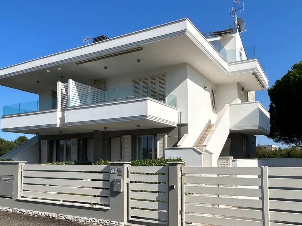 appartamento in vendita a Cervia in zona Terme