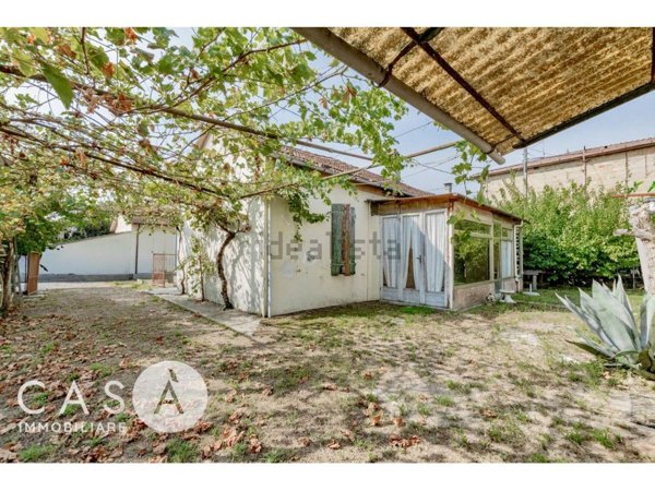 casa indipendente in vendita a Cervia