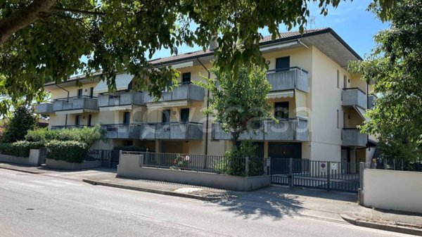 appartamento in vendita a Cervia in zona Pinarella