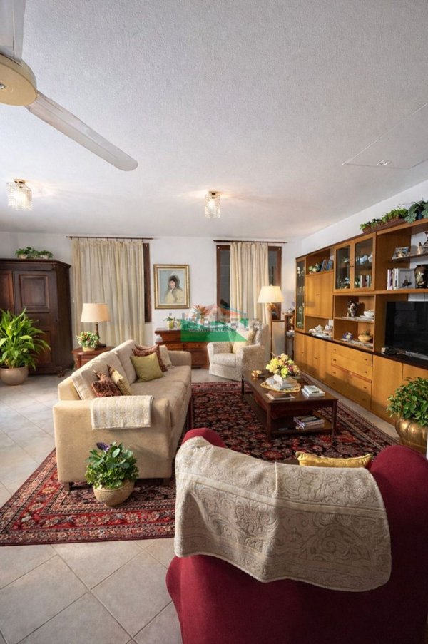 casa indipendente in vendita a Cervia in zona Terme