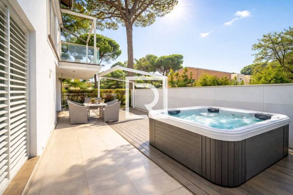 casa indipendente in vendita a Cervia in zona Milano Marittima