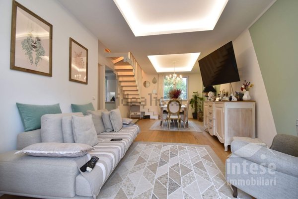 casa indipendente in vendita a Cervia in zona Terme