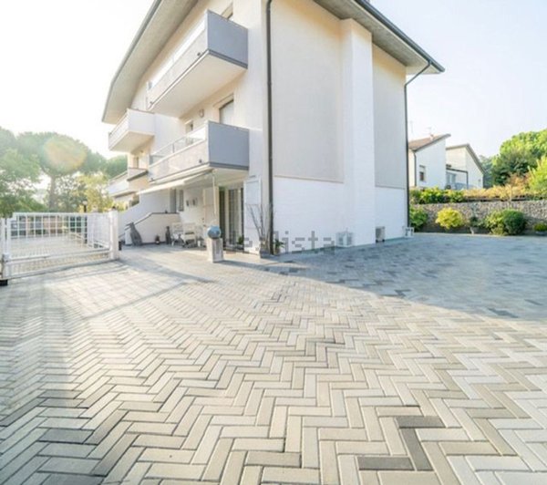 casa indipendente in vendita a Cervia