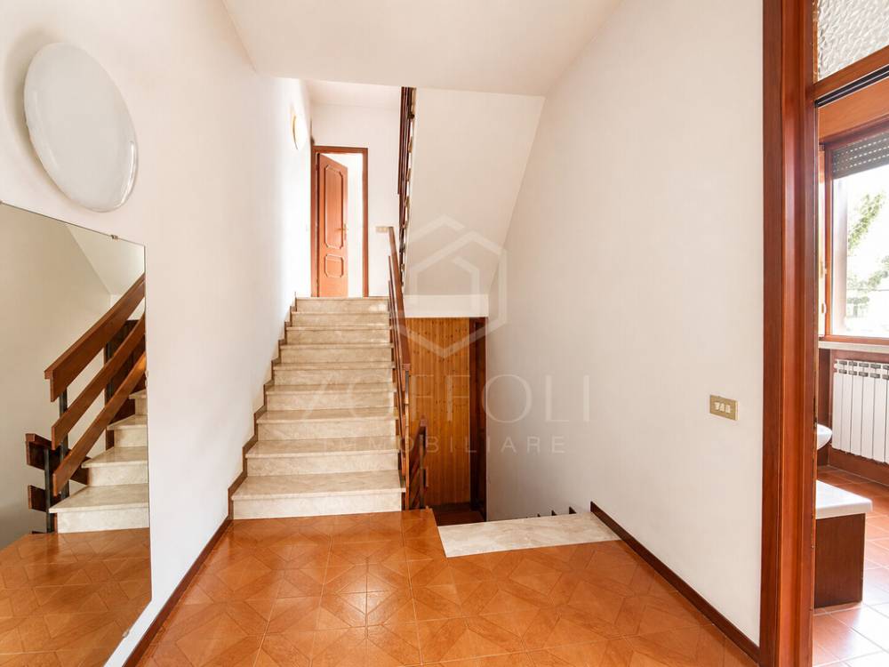 casa indipendente in vendita a Cervia in zona Terme