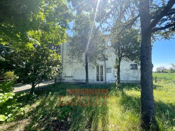 casa indipendente in vendita a Cervia in zona Castiglione di Cervia