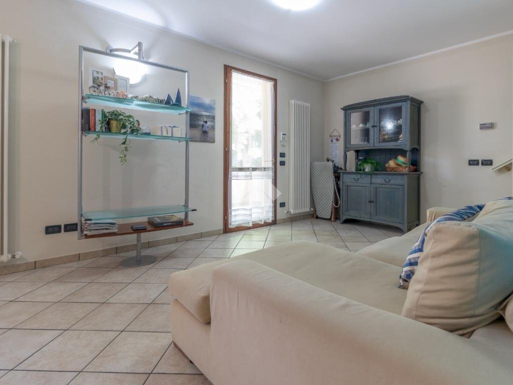 casa indipendente in vendita a Cervia in zona Pinarella