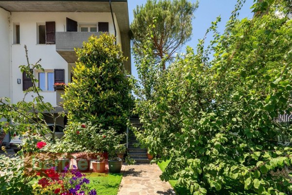casa indipendente in vendita a Cervia in zona Terme