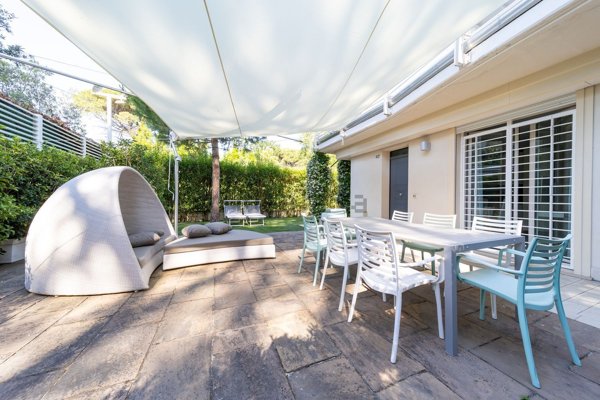 appartamento in vendita a Cervia in zona Milano Marittima