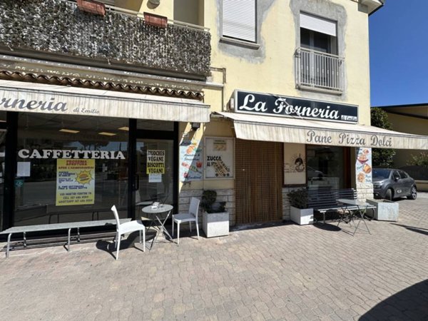 negozio in vendita a Cervia