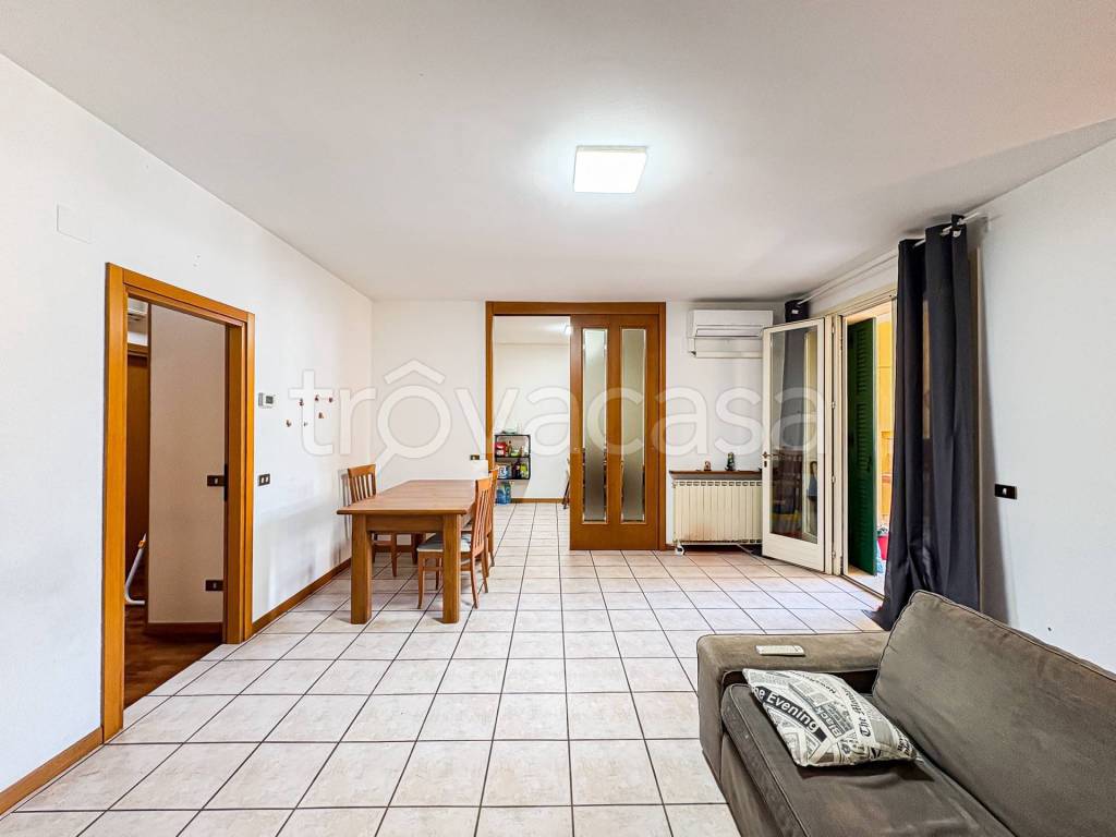 appartamento in vendita a Cervia in zona Milano Marittima