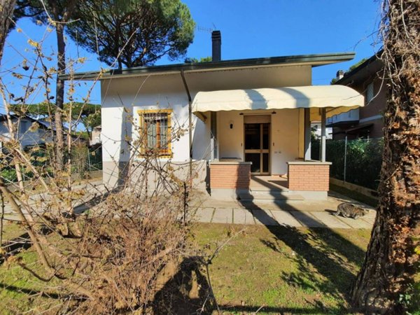 casa indipendente in vendita a Cervia in zona Milano Marittima