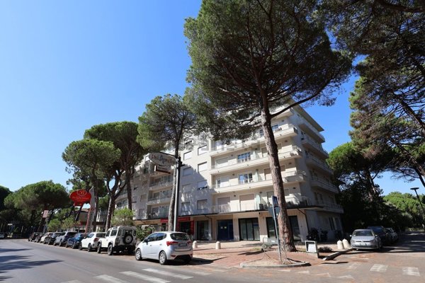 appartamento in vendita a Cervia in zona Milano Marittima