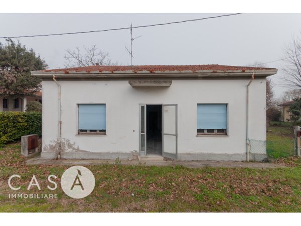 casa indipendente in vendita a Cervia