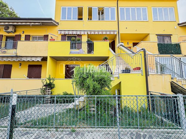 casa indipendente in vendita a Cervia in zona Pisignano