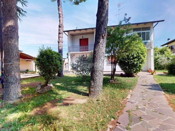 appartamento in vendita a Cervia in zona Montaletto