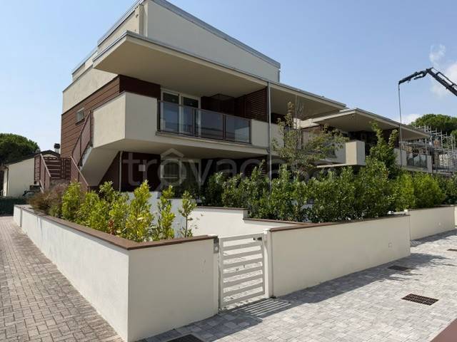 appartamento in vendita a Cervia in zona Pinarella