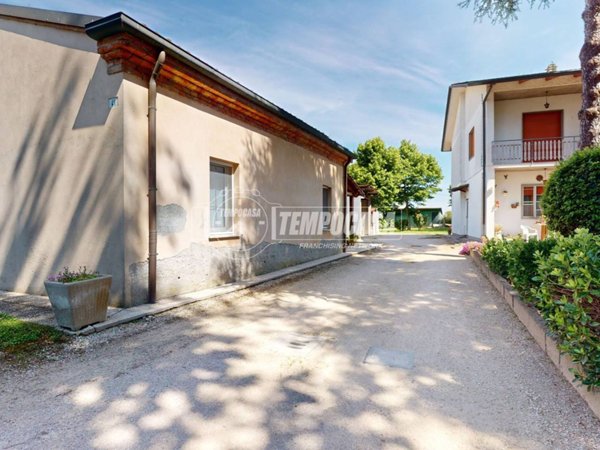 casa indipendente in vendita a Cervia in zona Montaletto