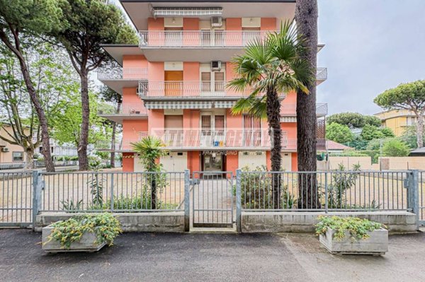 appartamento in vendita a Cervia in zona Pinarella