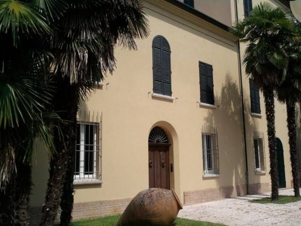 casa indipendente in vendita a Cervia