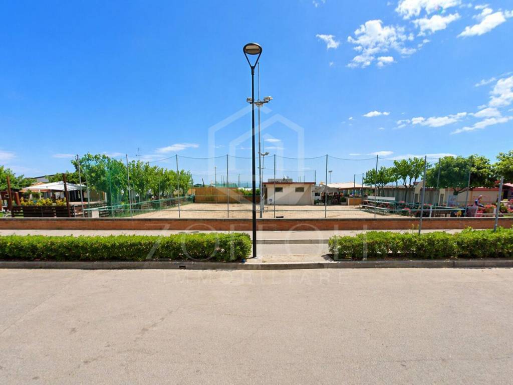 appartamento in vendita a Cervia in zona Pinarella