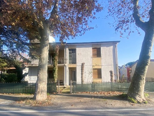 casa indipendente in vendita a Cervia
