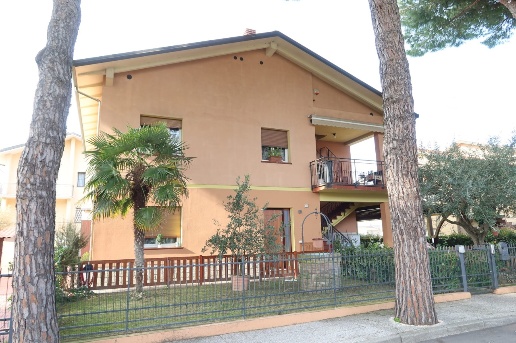 appartamento in vendita a Cervia in zona Pinarella