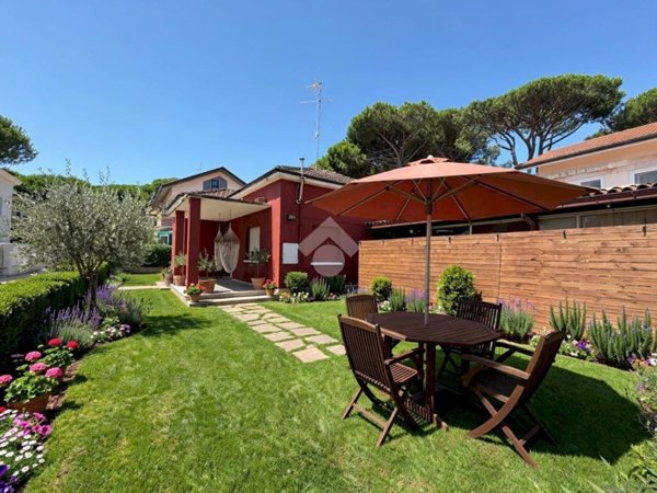 casa indipendente in vendita a Cervia in zona Milano Marittima