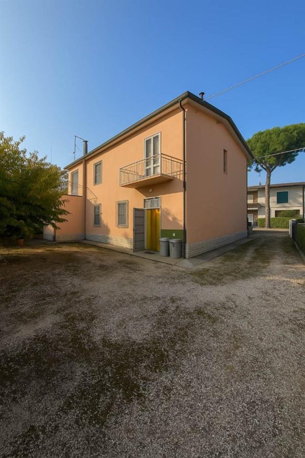 appartamento in vendita a Cervia in zona Castiglione di Cervia