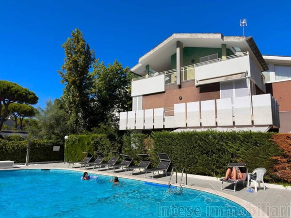appartamento in vendita a Cervia in zona Milano Marittima