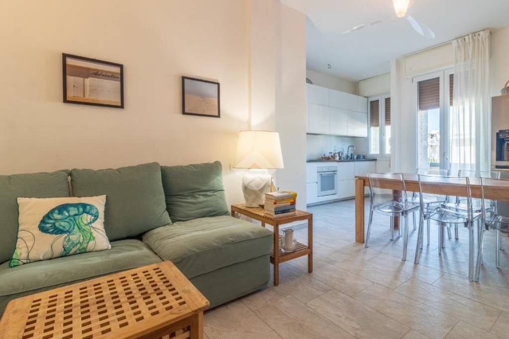 appartamento in vendita a Cervia in zona Pinarella
