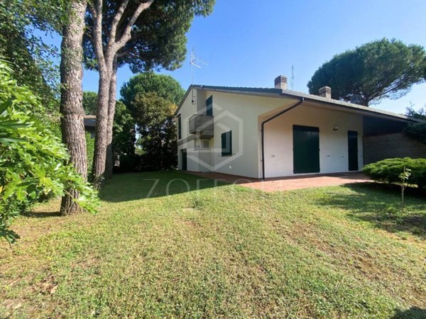 casa indipendente in vendita a Cervia