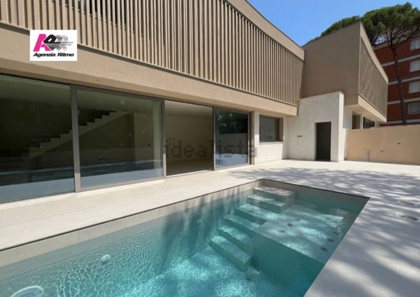 casa indipendente in vendita a Cervia in zona Milano Marittima